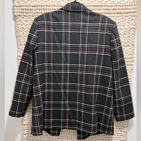 Principles blazer size 14 (missing button) - Picture 2 of 5